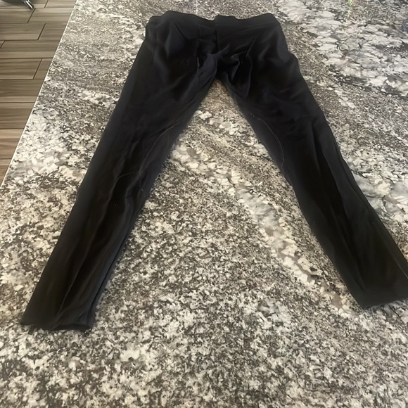 Cabi Leggings retail $105 - Picture 4 of 4